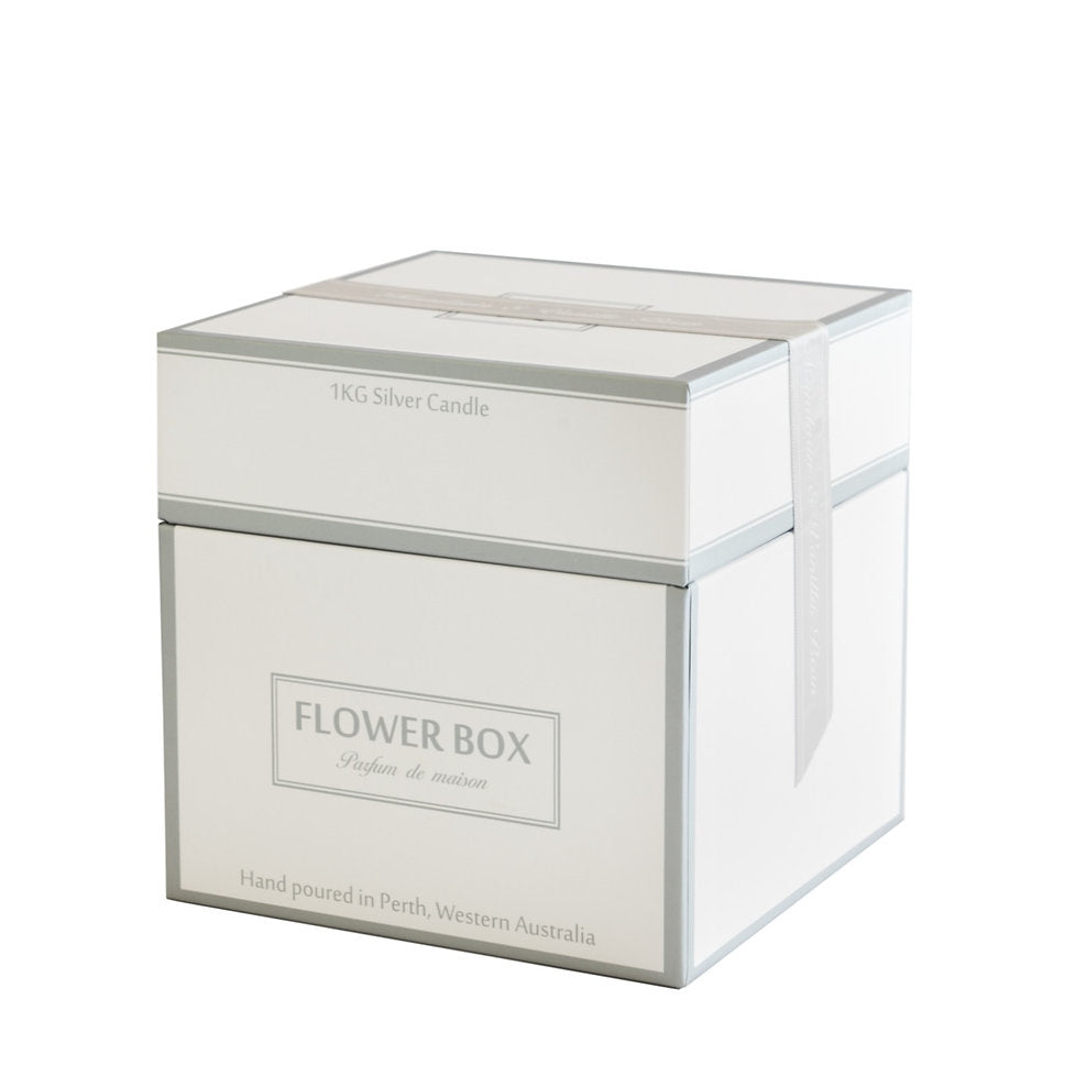 Hallmark Candle - Mandarin & Vanilla Bean (1kg)